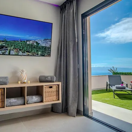 De Lujo Con Jacuzzi Privado, Piscina Y Vistas Al Mar Apartament *