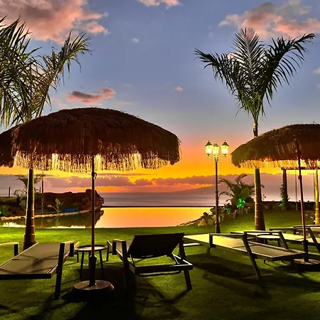 De Lujo Con Jacuzzi Privado, Piscina Y Vistas Al Mar Apartament *