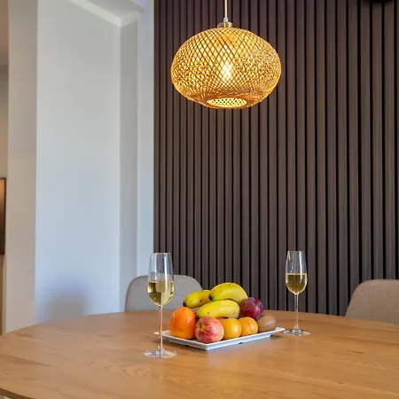 De Lujo Con Jacuzzi Privado, Piscina Y Vistas Al Mar Apartament