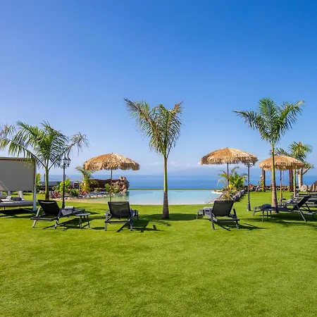 De Lujo Con Jacuzzi Privado, Piscina Y Vistas Al Mar * Guía de Isora