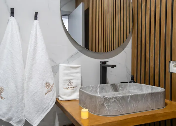 De Lujo Con Jacuzzi Privado, Piscina Y Vistas Al Mar * 吉亚德索拉