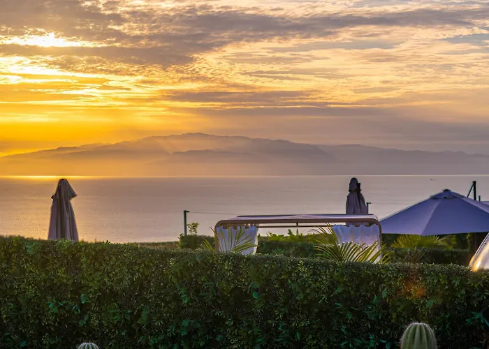 De Lujo Con Jacuzzi Privado, Piscina Y Vistas Al Mar 公寓 吉亚德索拉